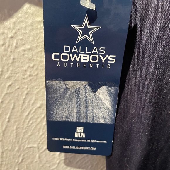 Dallas Cowboys Dak Prescott Jersey Style T Shirt - Picture 5 of 6